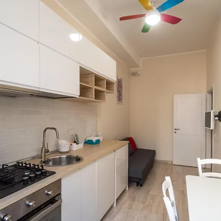 City Center Two-roomed Flat - Termini/aquarium Roma